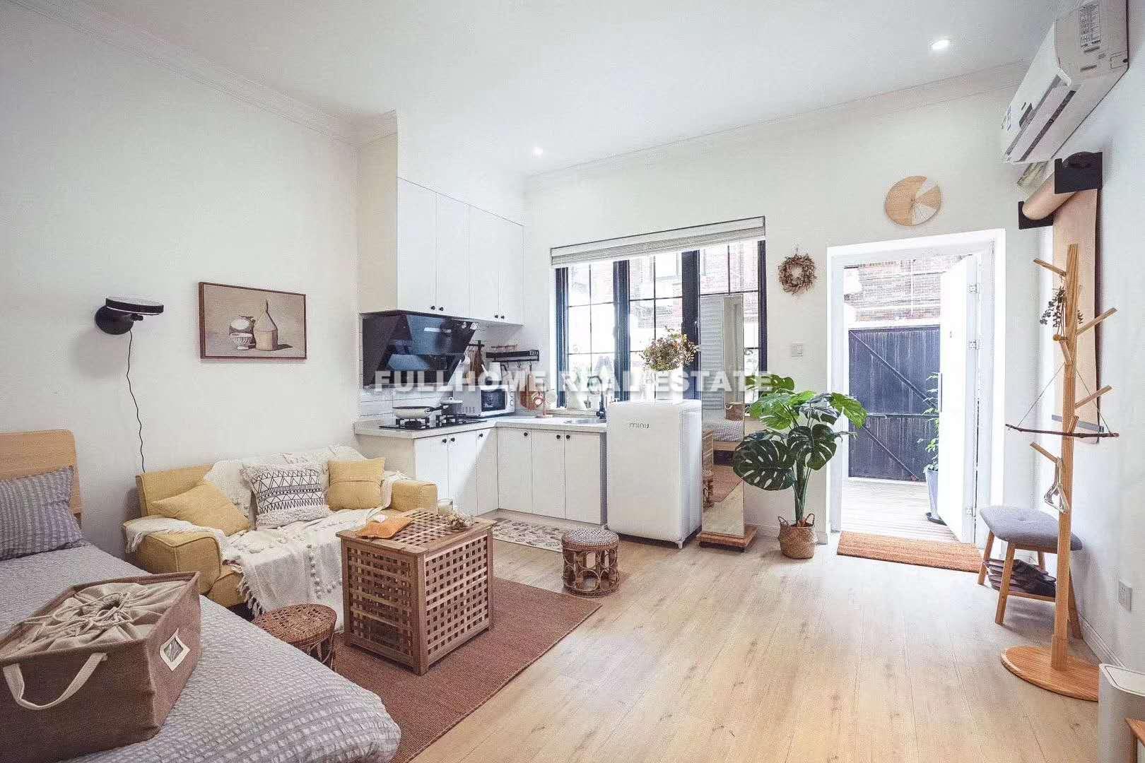 Same compound: Wen Yuan Fang, 1 bedrooms in Shanghai
