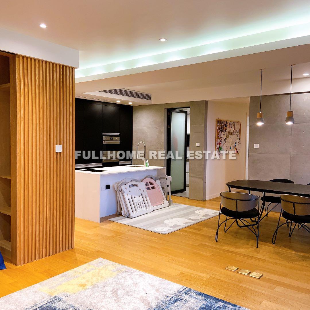 Palace Court - 2 bedroom apartment in Shanghai, FFC, Downtown