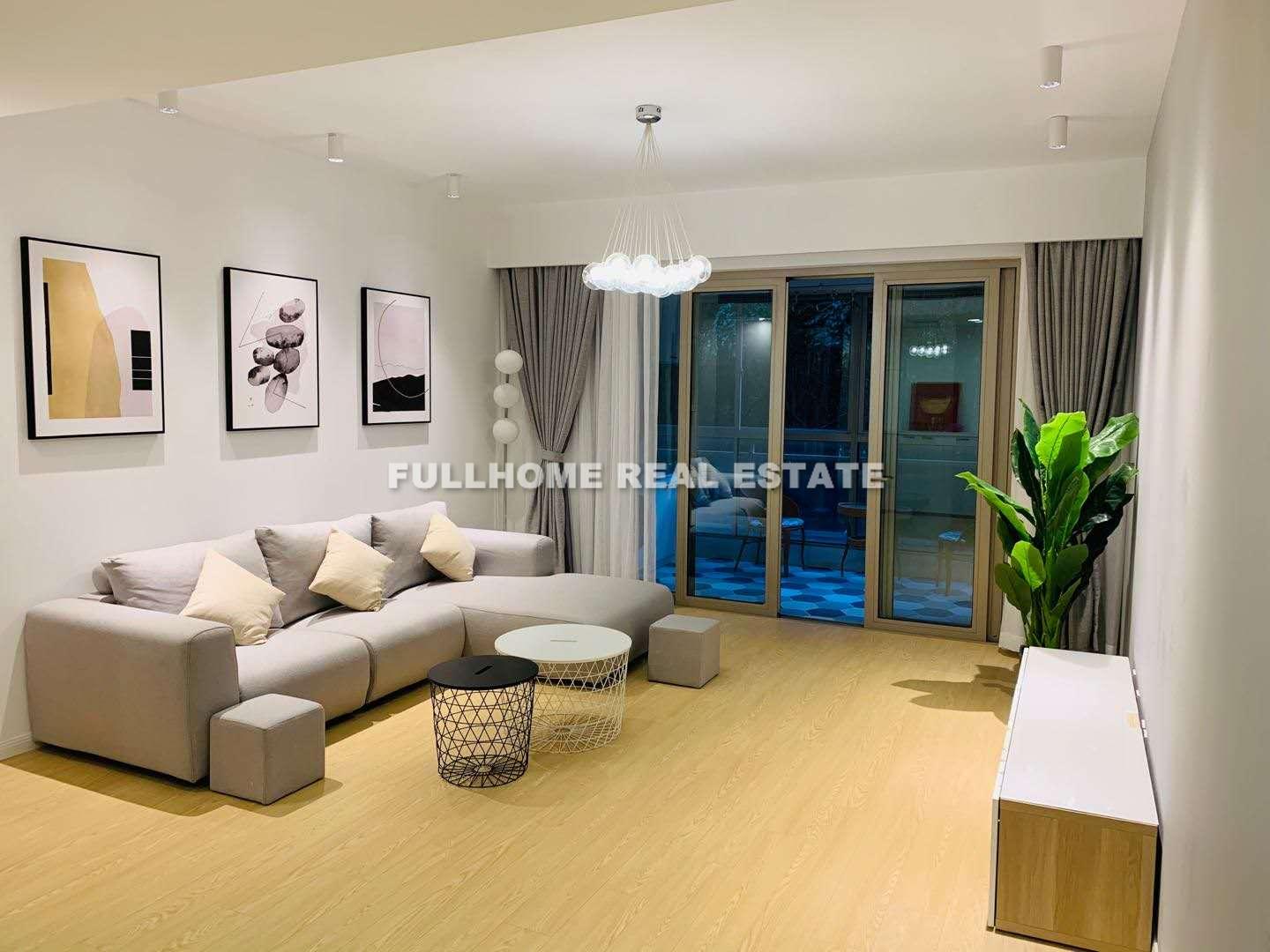 Yanlord Town - 3 bedroom apartment in Shanghai, Century Park and Lianyang, Pudong