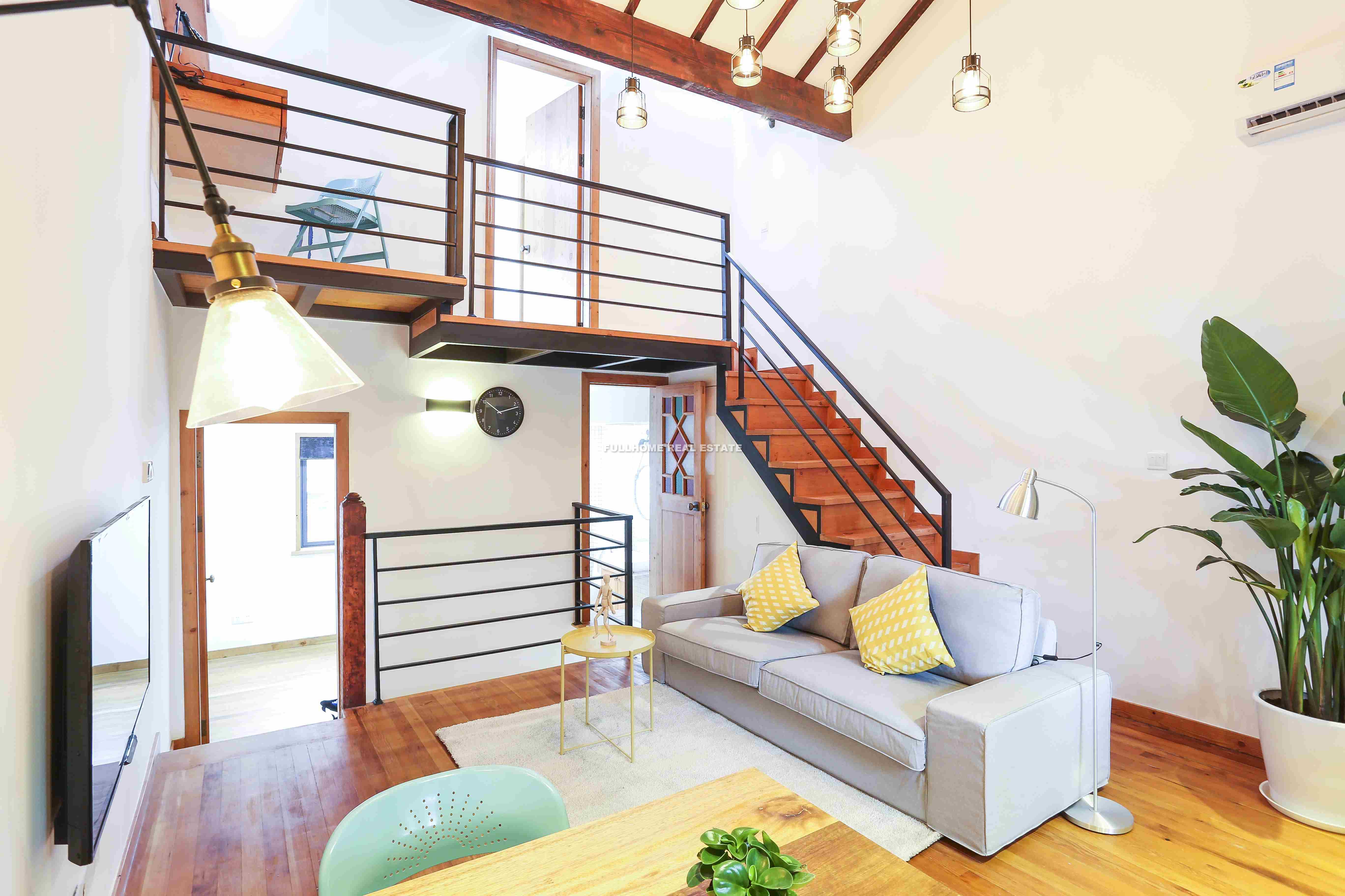 Lane 1-400 Changle Road Old House - 2 bedroom apartment in Shanghai, Jing An, Downtown