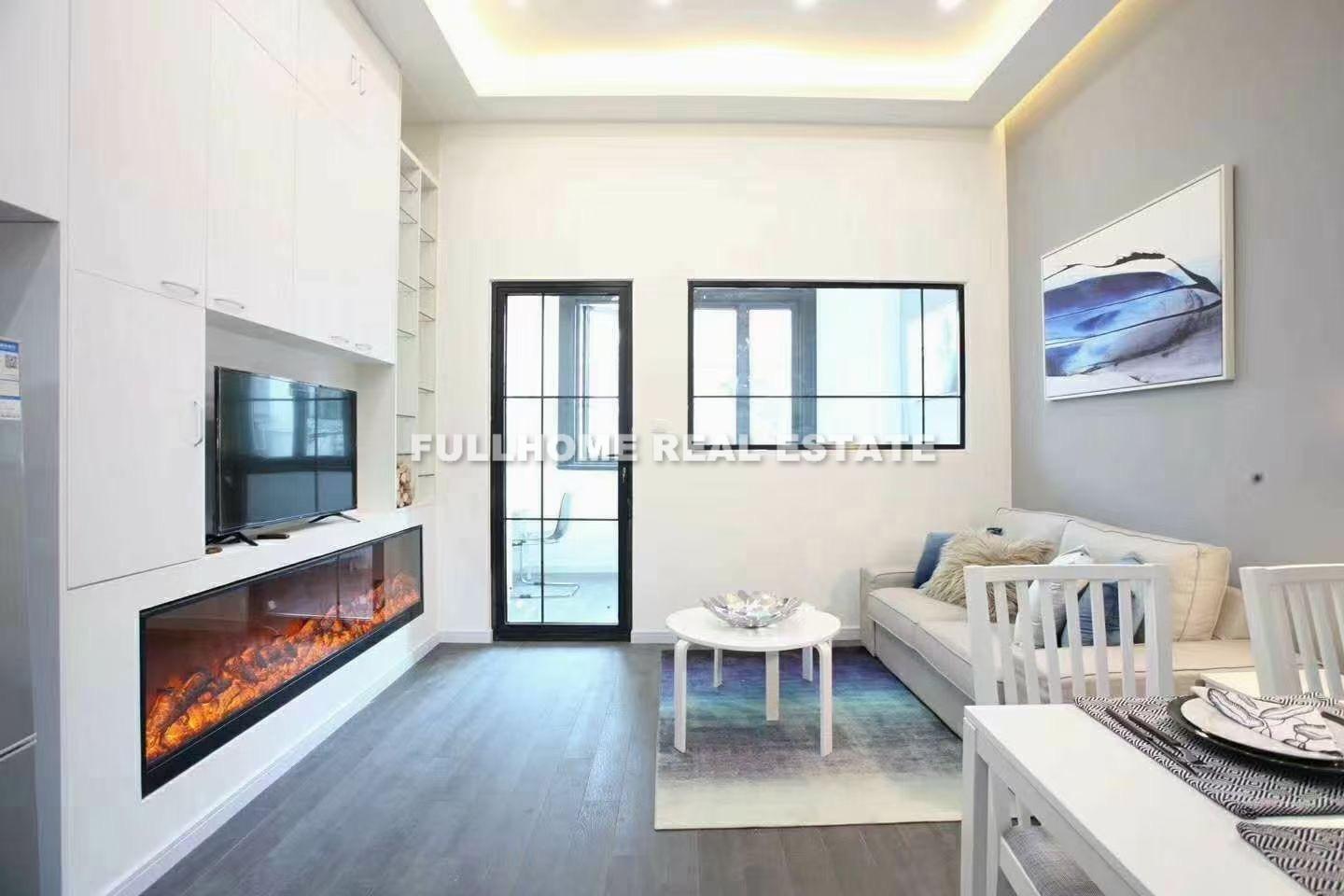 Same compound: Lane100-400 Madang Road Old House, 2 bedrooms in Shanghai