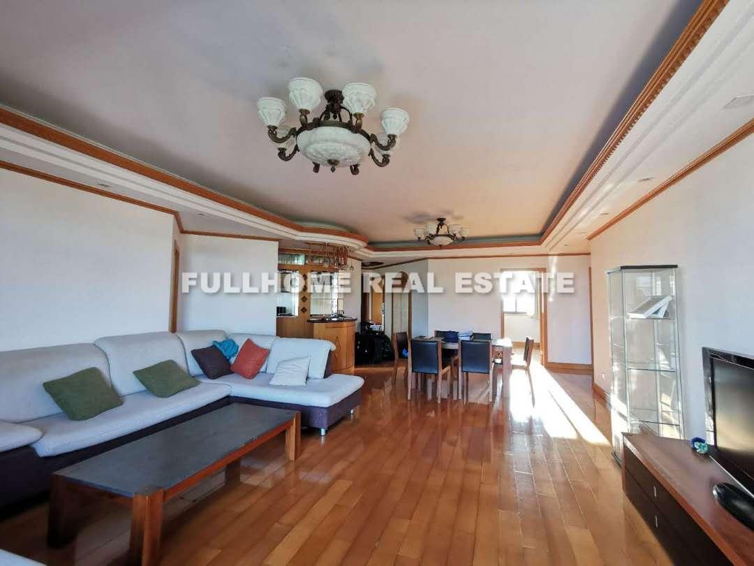 Prince Garden - 4 bedroom apartment in Shanghai, Downtown, Downtown