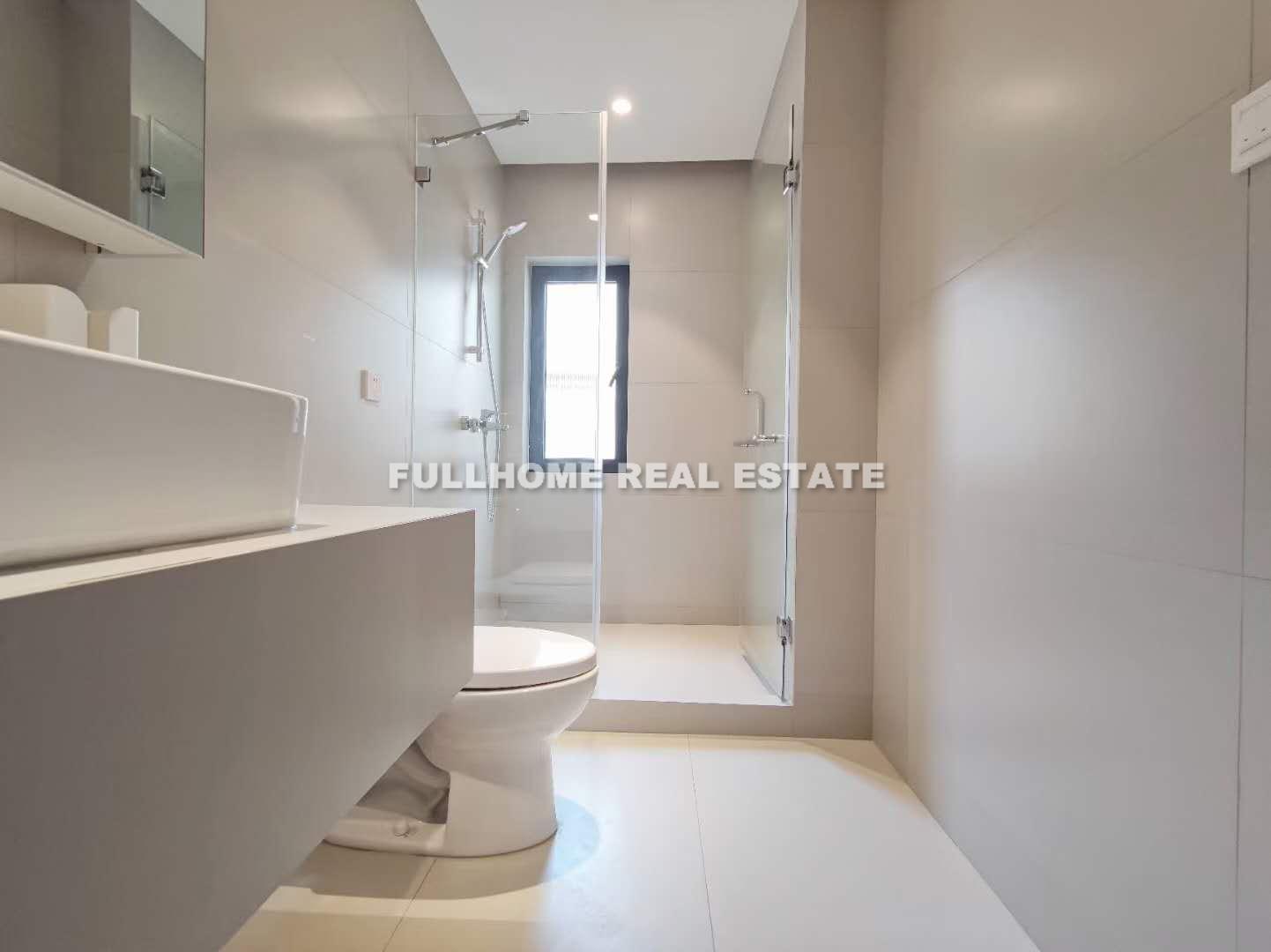 Lane 201-400 West Jianguo Road Old House  - 3 bedroom apartment in Shanghai, FFC, Downtown
