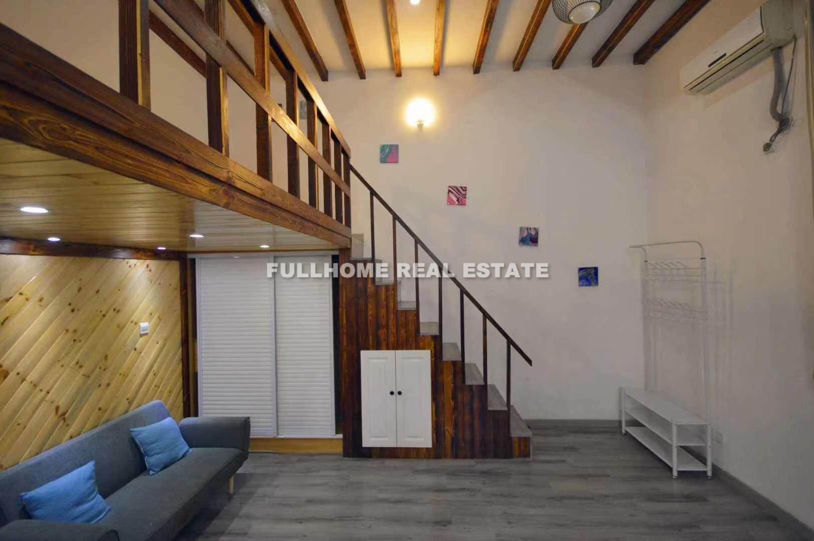 Lane 1-200 Yuqing Road Old House - 1 bedroom apartment in Shanghai, FFC, Downtown