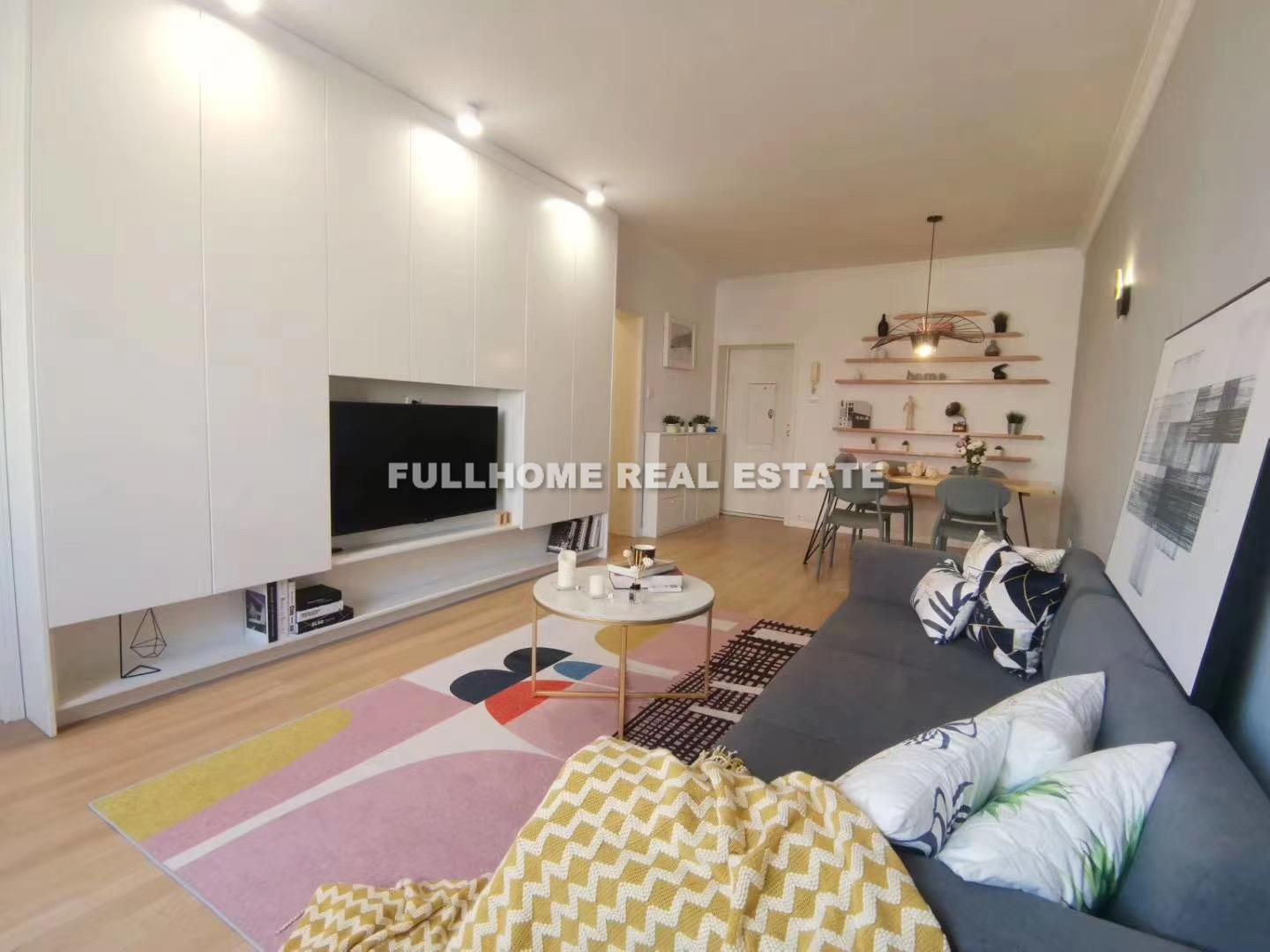Same compound: Changfeng Apartment, 2 bedrooms in Shanghai