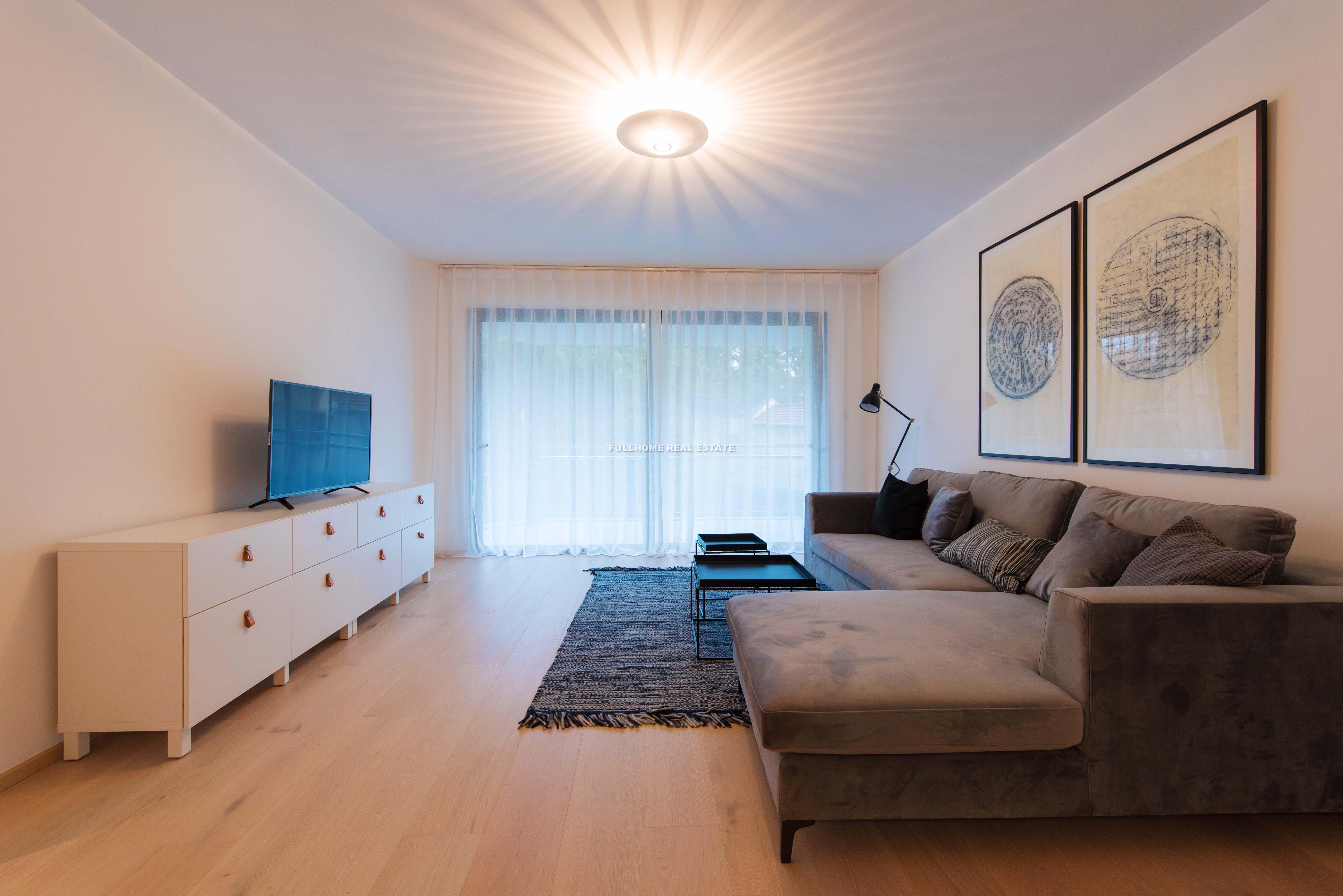 Central Residences - 3 bedroom apartment in Shanghai, FFC, Downtown