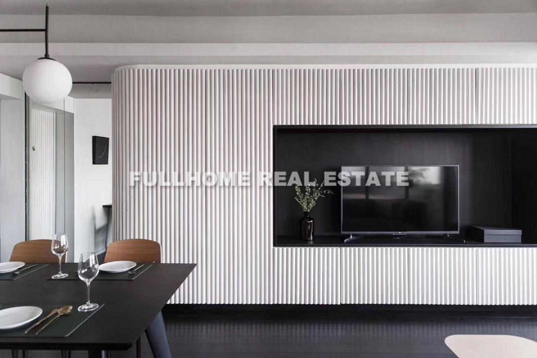 Same compound: Lane 1-200 North Xiangyang Road Old House	, 2 bedrooms in Shanghai