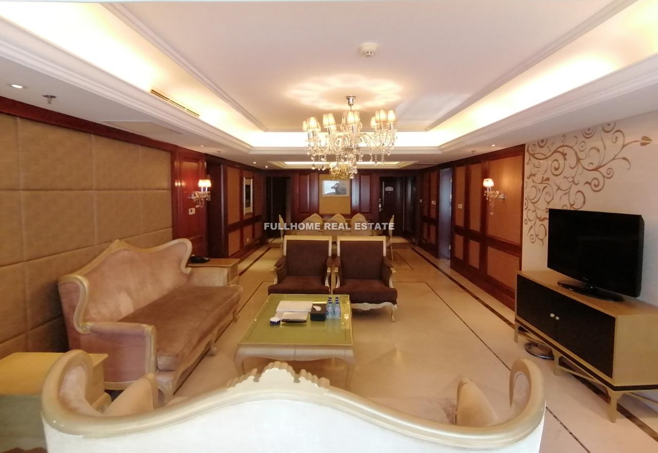 The Riverside Baroque Palace - 3 bedroom apartment in Beijing, Sanlitun