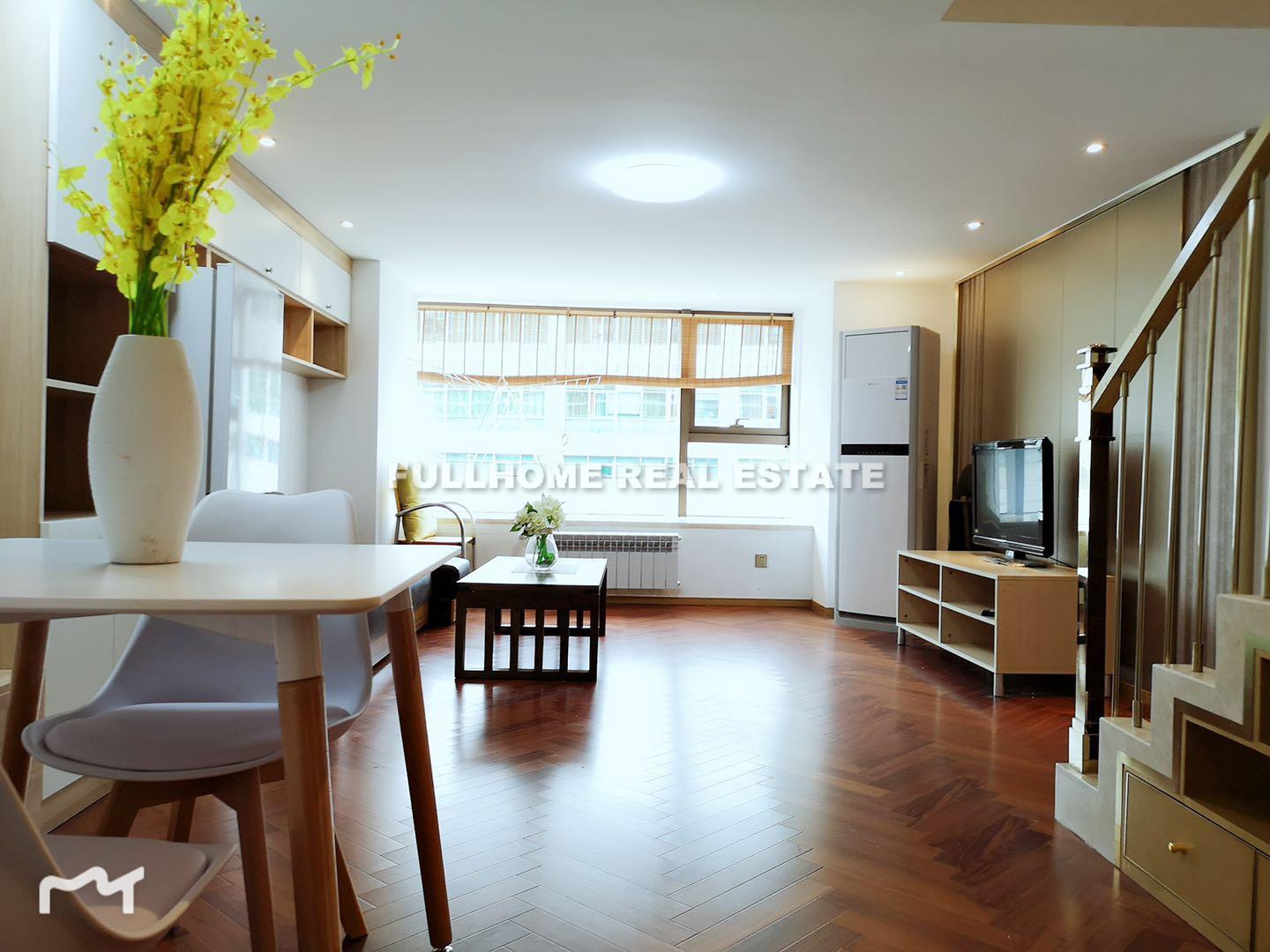 Xinhua Red Star International Square - 2 bedroom apartment in Shanghai, Downtown, Downtown