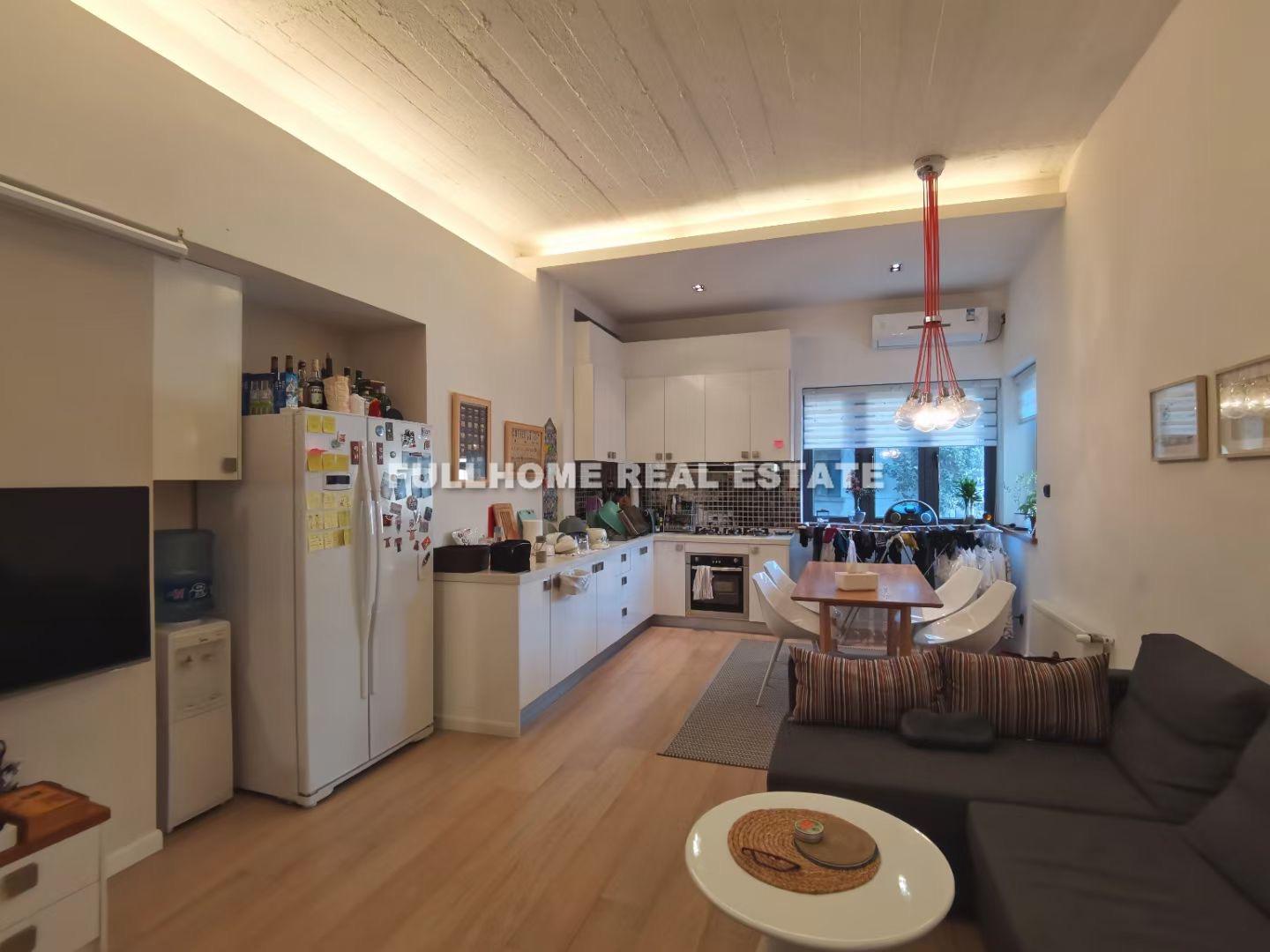 Lane 101-300 Yueyang Road Old House - 1 bedroom apartment in Shanghai, FFC, Downtown