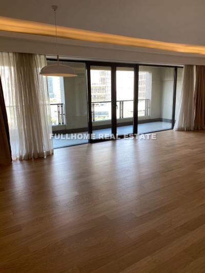 Similar property: Lakeville Regency, 4 bedrooms, 282 sqm in Shanghai