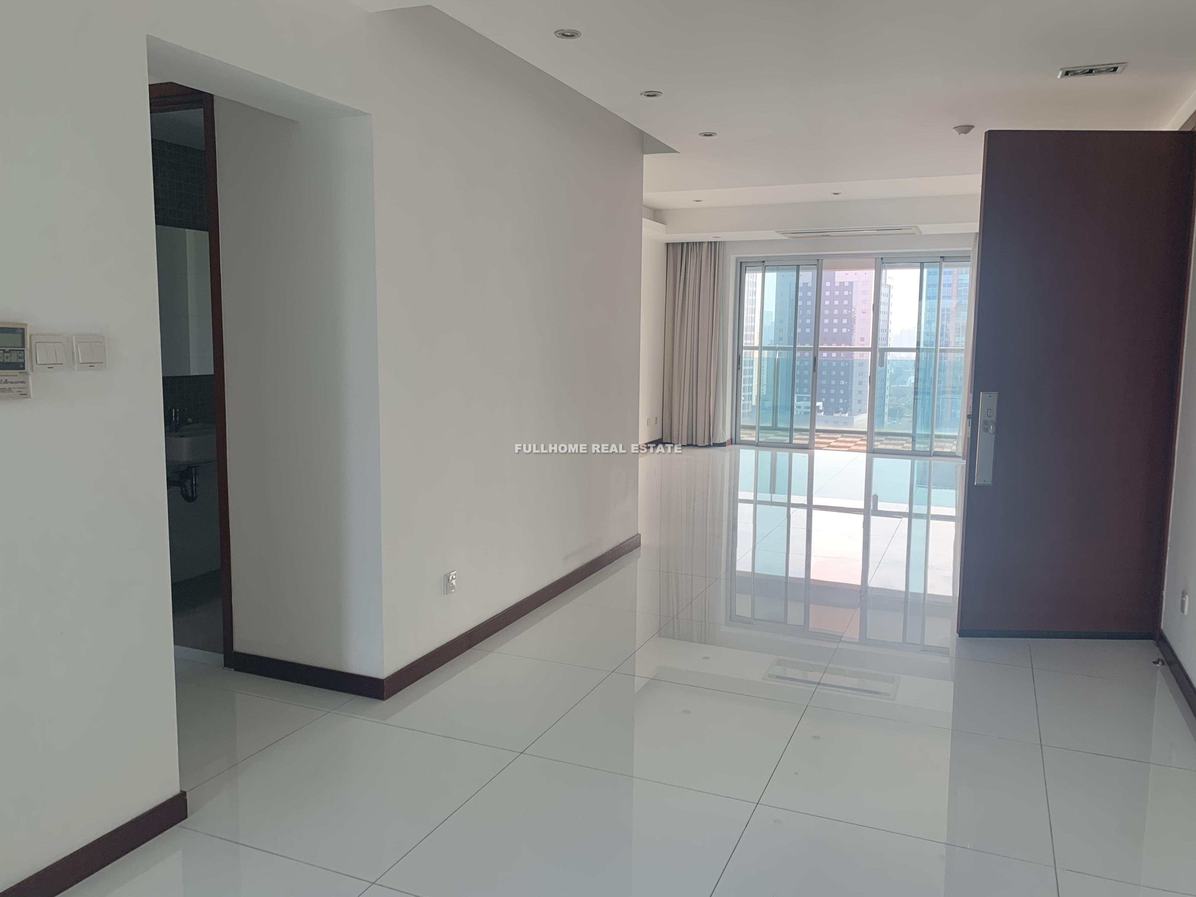 Crystal Pavilion - 3 bedroom apartment in Shanghai, Jing An, Downtown