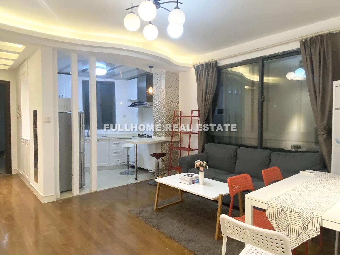 Top Of City - 2 bedroom apartment in Shanghai, People Square, Downtown