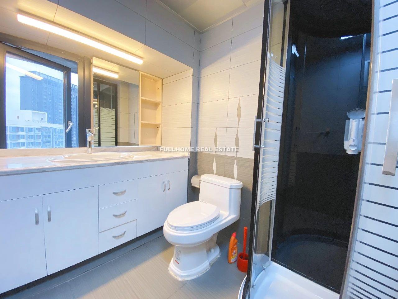 Peninsula Phase II - Interior view 7, Shenzhen rental property
