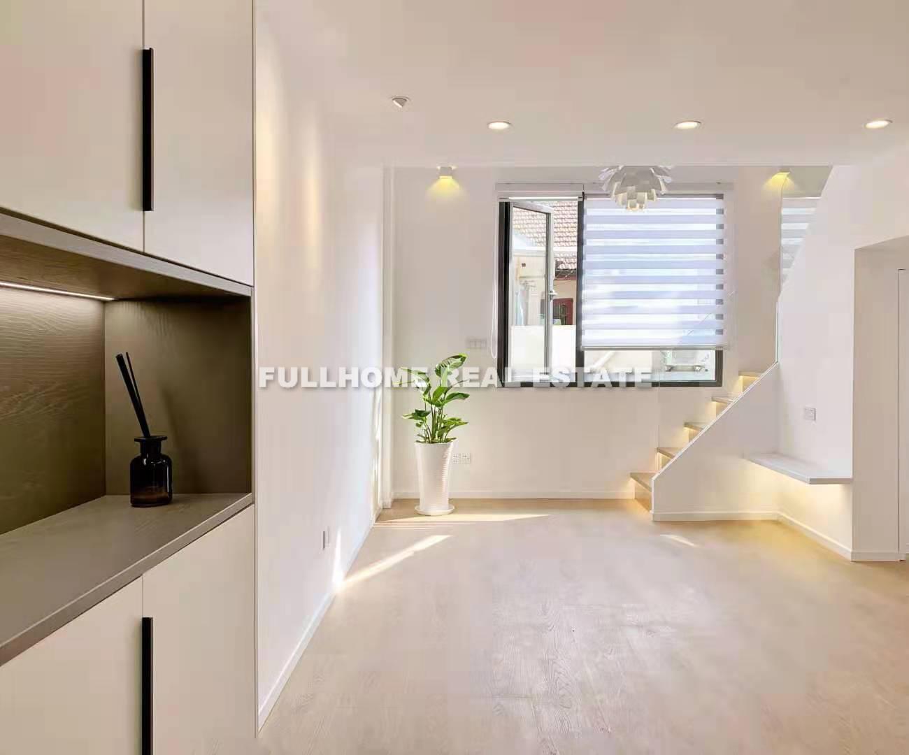 Lane 1-300 Yongjia Road Old House  - 2 bedroom apartment in Shanghai, Xintiandi, Downtown