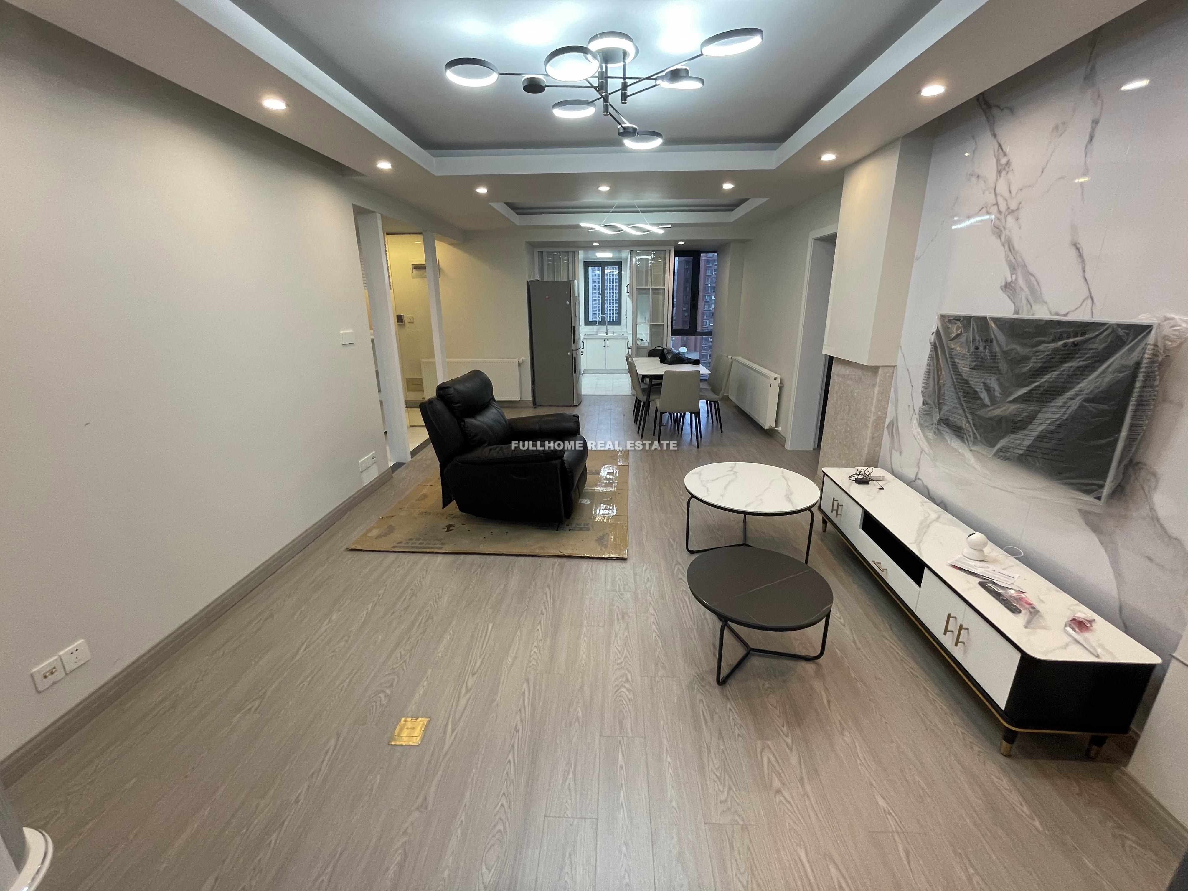 Jing An Phoenix Garden - 3 bedroom apartment in Shanghai, Downtown, Downtown