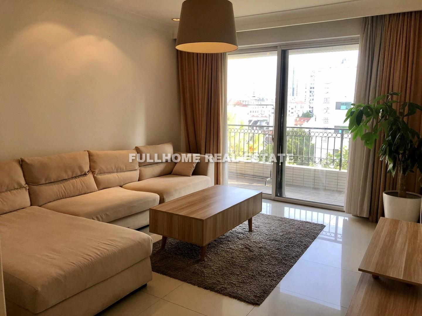 City Castle - 2 bedroom apartment in Shanghai, Jing An, Downtown