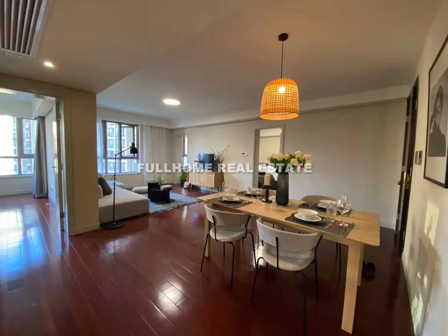 Maison Des Artistes - 3 bedroom apartment in Shanghai, Gubei, Hongqiao