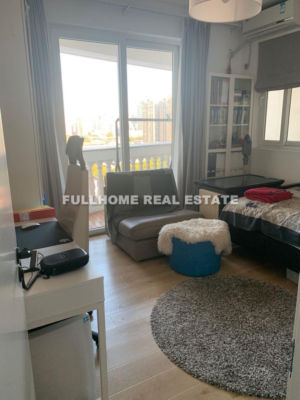 MingYuan Century City - 4 bedroom apartment in Shanghai, FFC, Downtown