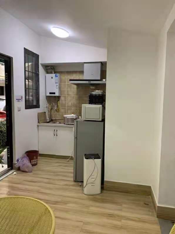 Lane 1-1200 Huashan Road Old House - Interior view 6, Shanghai rental property