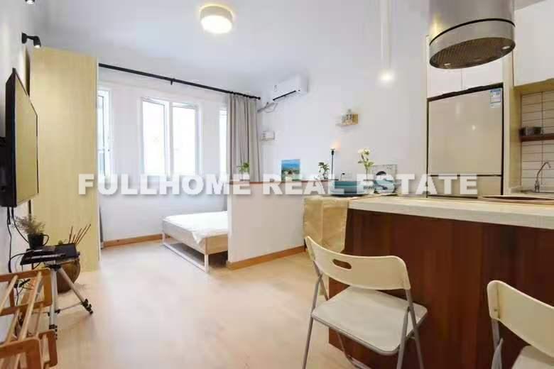 Lane 1-400 Changle Road Old House - 1 bedroom apartment in Shanghai, Jing An, Downtown