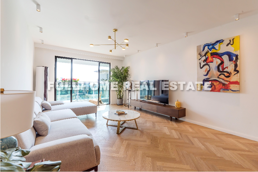 Xujiahui Garden - 3 bedroom apartment in Shanghai, Xujiahui, Downtown