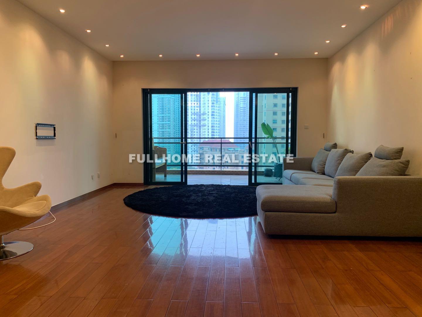 Yanlord Garden - 4 bedroom apartment in Shanghai, Lujiazui, Pudong