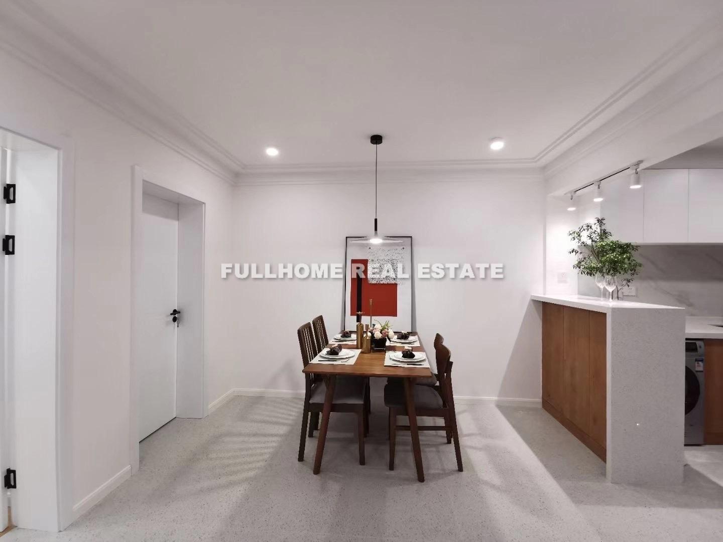 Lane1-500 Nandan Road Old House - 2 bedroom apartment in Shanghai, Xujiahui, Downtown