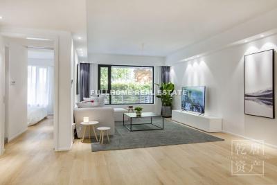 Similar property: Novel Century, 3 bedrooms, 300 sqm in Shanghai