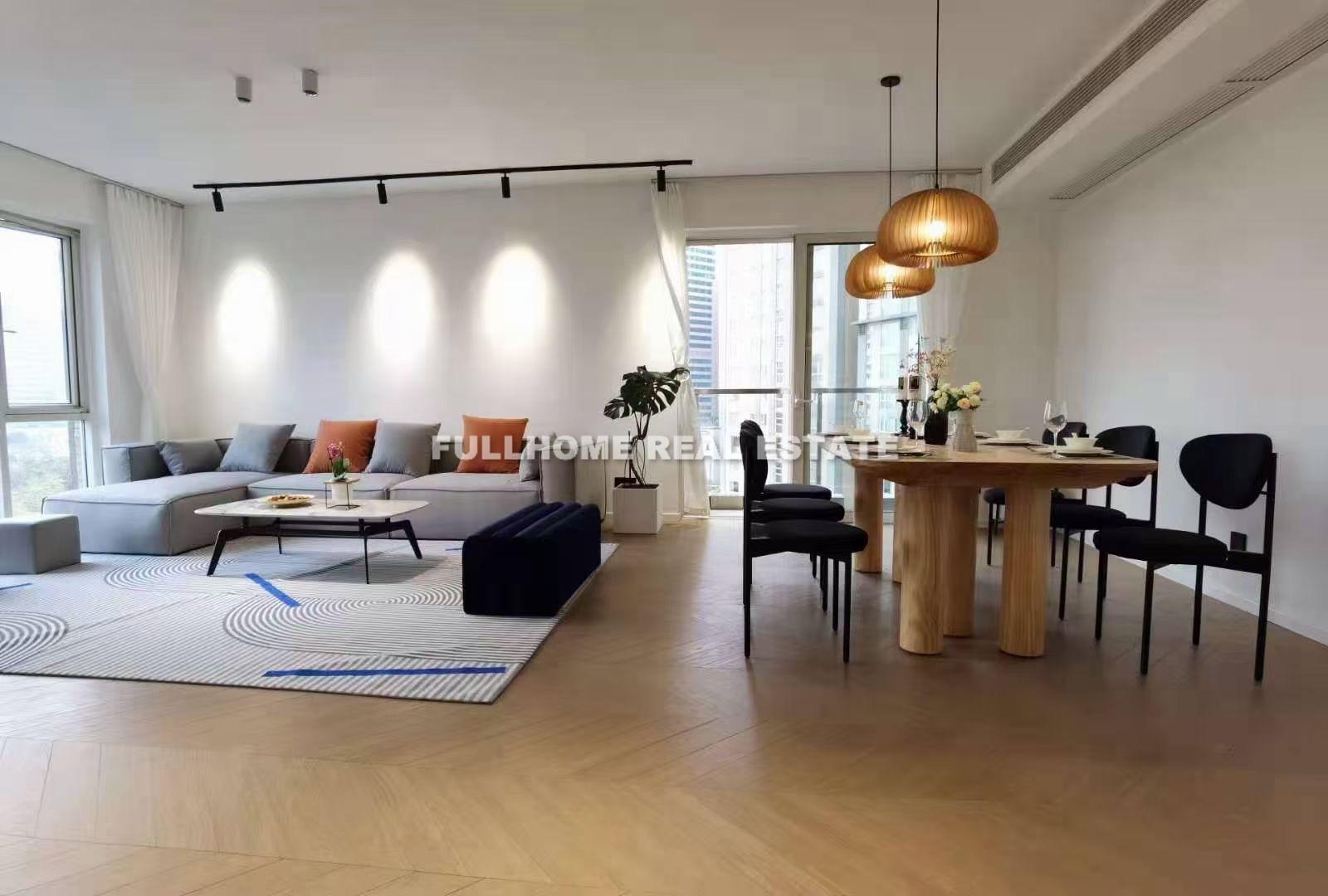 Park View - 4 bedroom apartment in Shanghai, Zhongshan Park, Downtown