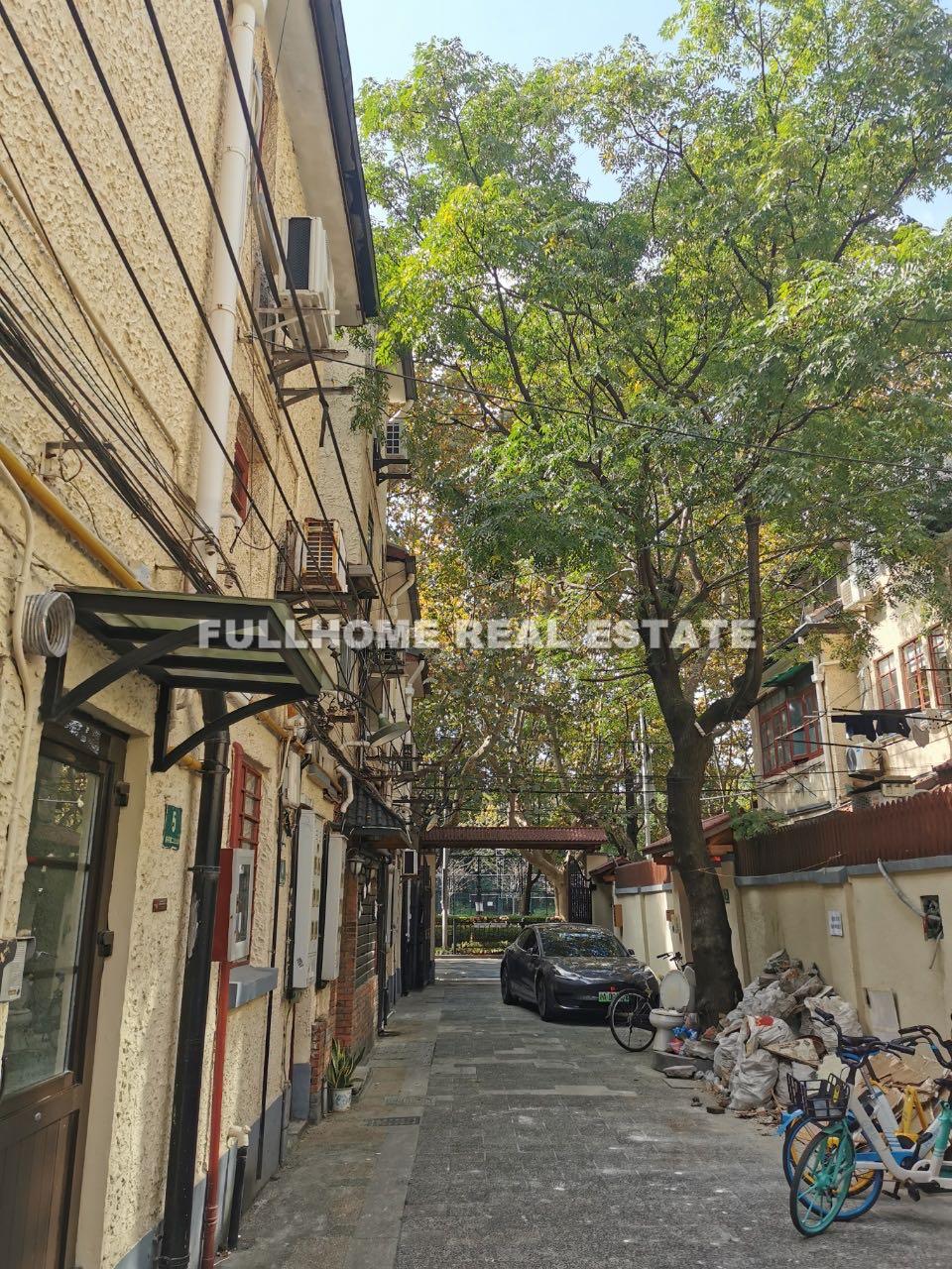 Lane 1-500 Wanpin Road Old House	 - Interior view 13, Shanghai rental property
