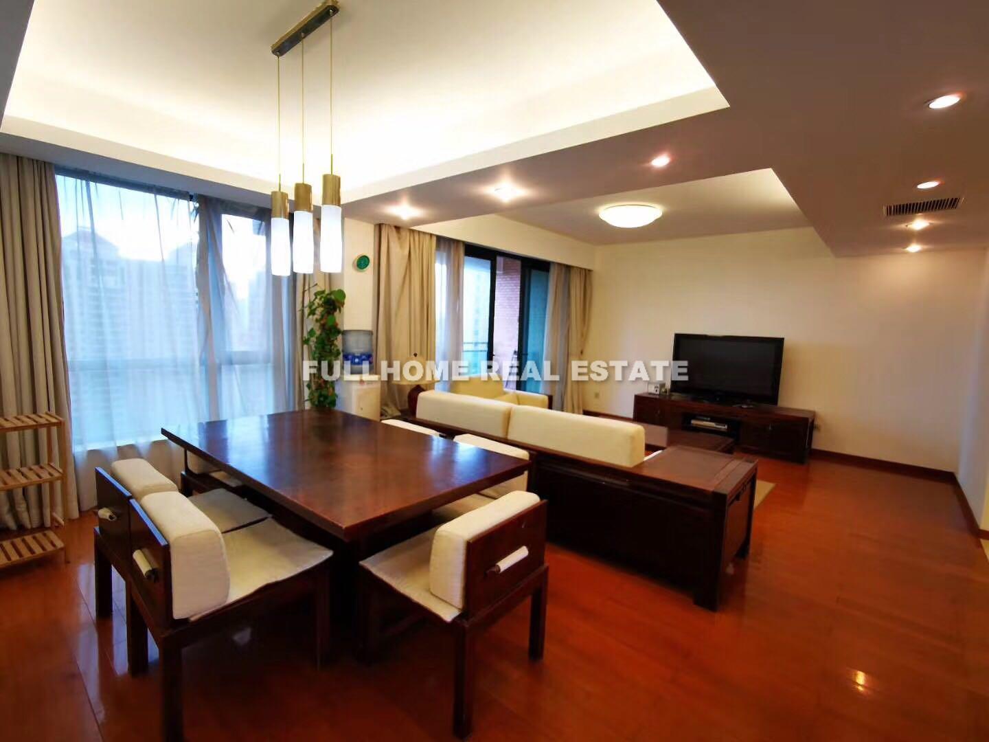 Yanlord Riverside Garden - 3 bedroom apartment in Shanghai, Tianshan, Hongqiao