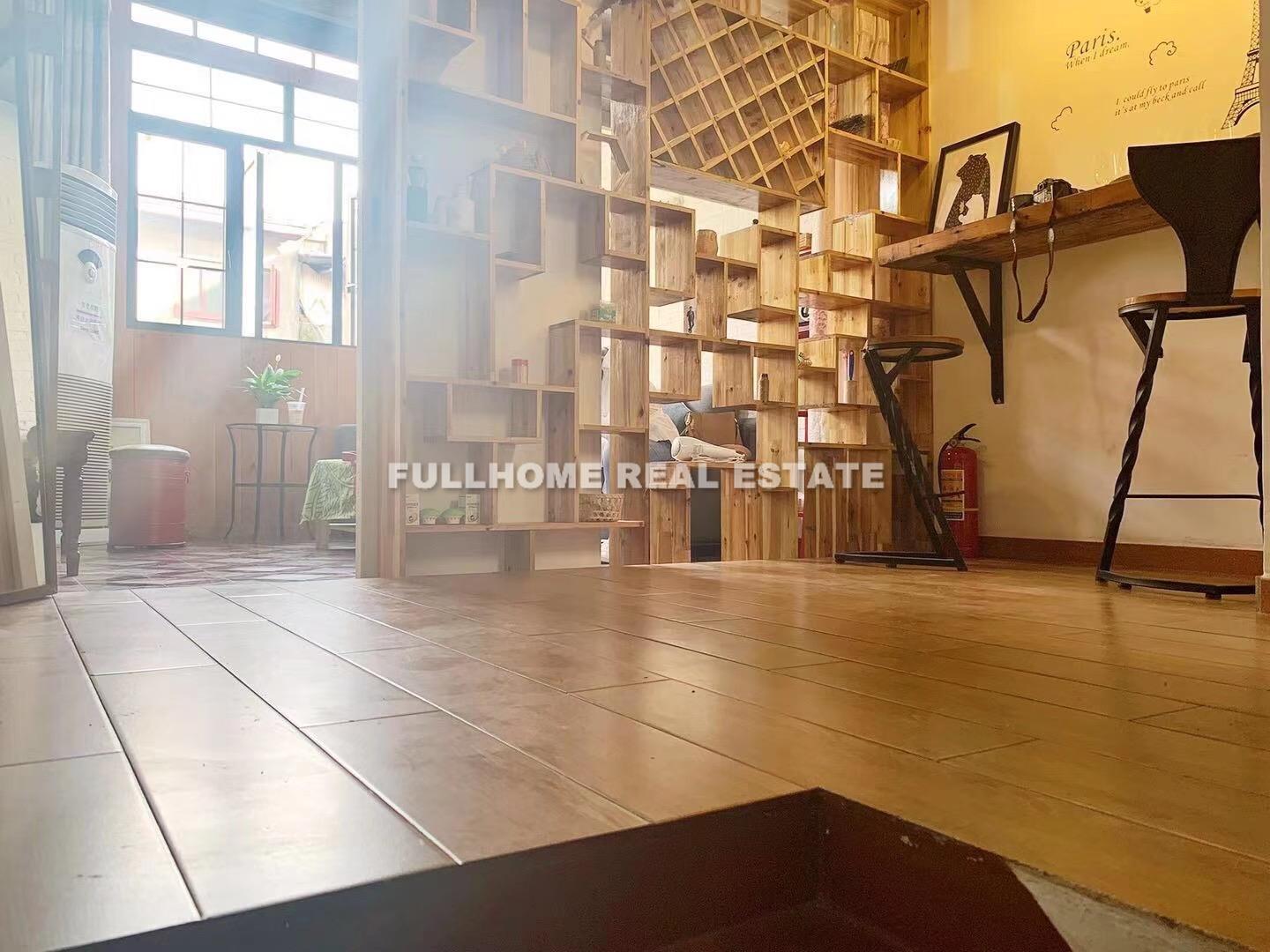 Lane 200-500 South Xiang Yang Road Old House - 1 bedroom apartment in Shanghai, Downtown, Downtown