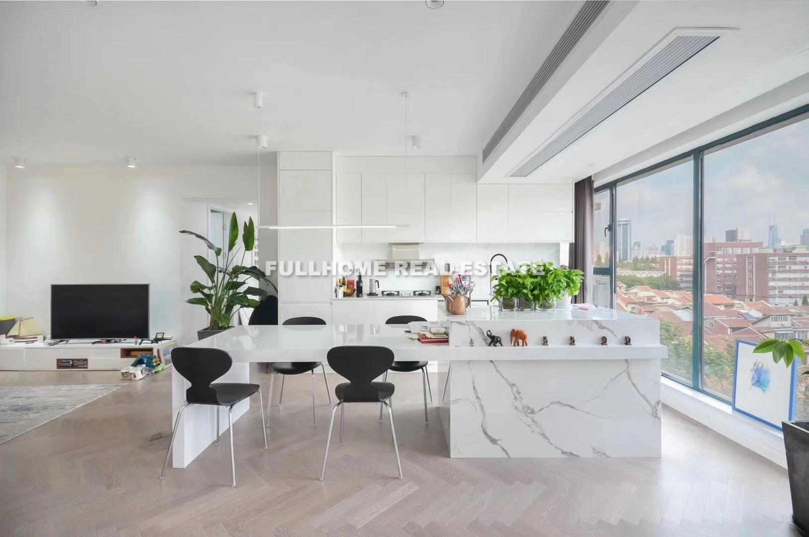 Jia Jia Mansion - 3 bedroom apartment in Shanghai, FFC, Downtown