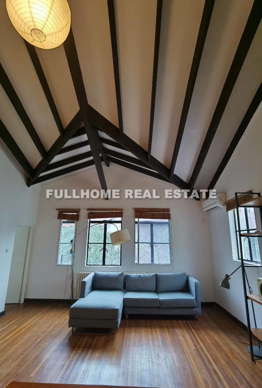Same compound: Yi Garden, 2 bedrooms in Shanghai