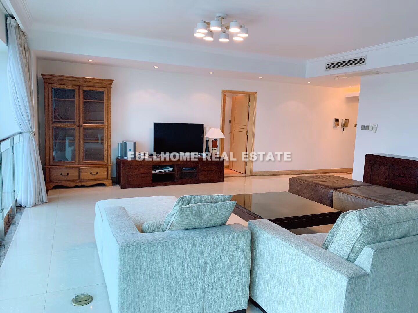 Shimao Riviera Garden - 3 bedroom apartment in Shanghai, Lujiazui, Pudong