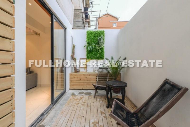 Lane 1-400 Julu Road Old House	 - Interior view 4, Shanghai rental property