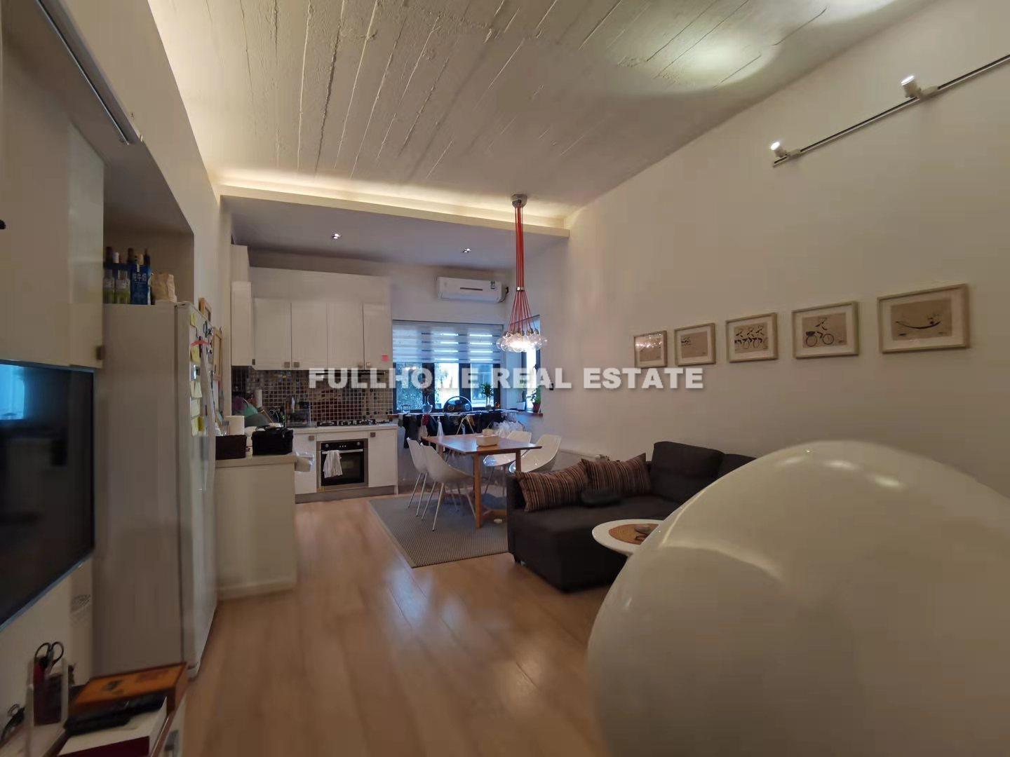 Lane 1-100 Yueyang Road Old House - 1 bedroom apartment in Shanghai, FFC, Downtown