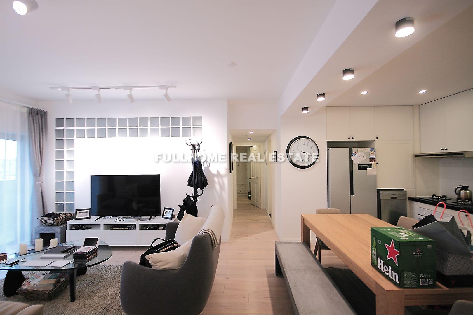 Ambassy Court - 2 bedroom apartment in Shanghai, FFC, Downtown