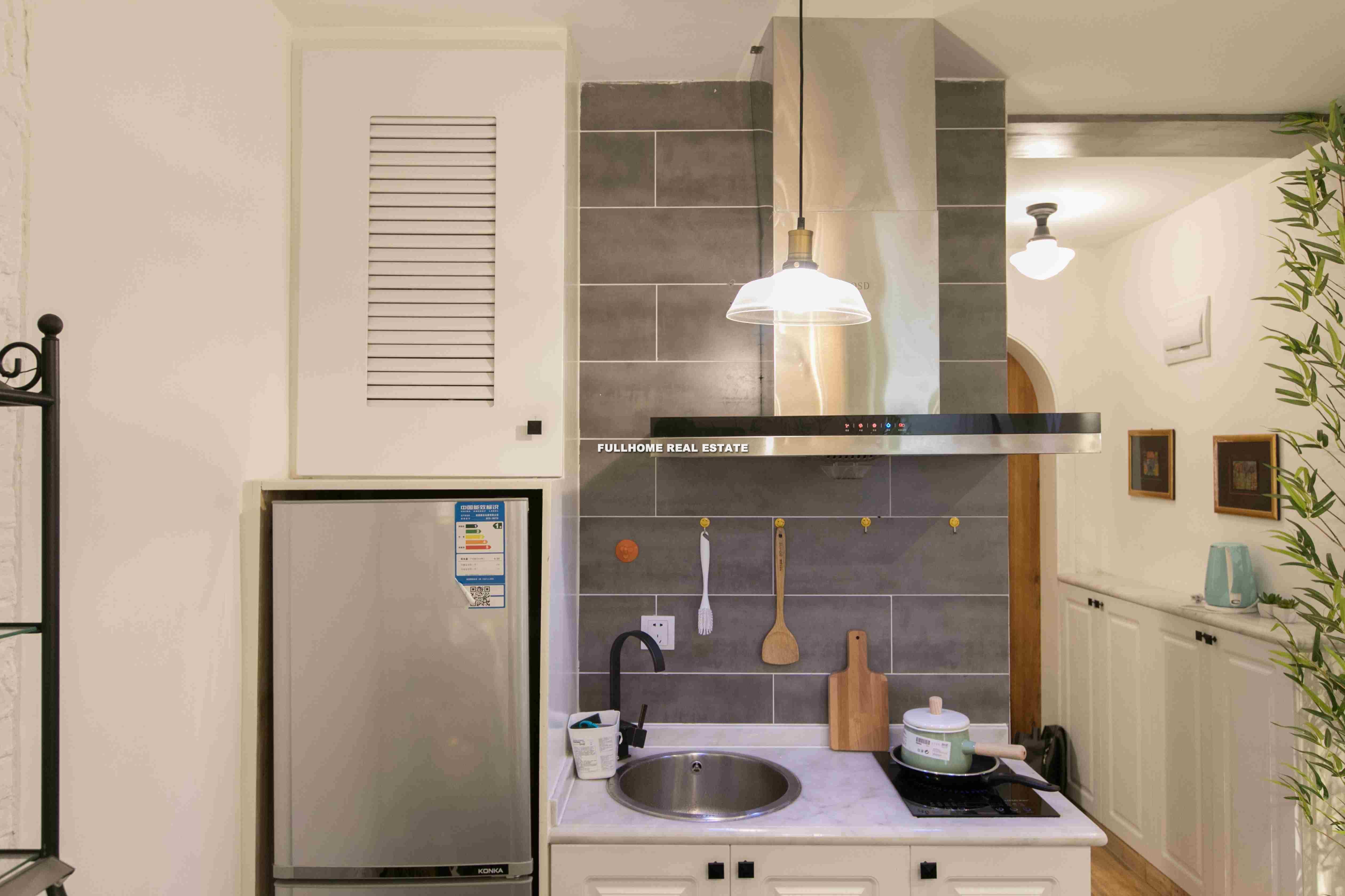 Lane 1-1200 Huashan Road Old House - Interior view 2, Shanghai rental property