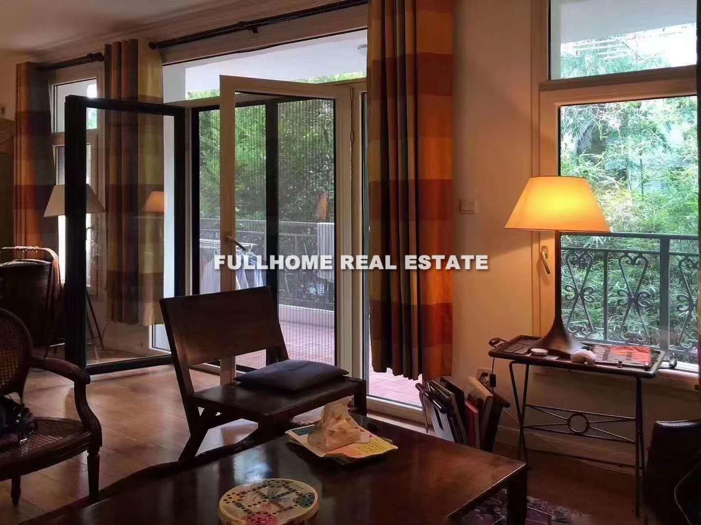 Lane 1-500 Wukang Road Old House - 3 bedroom apartment in Shanghai, Downtown, Downtown