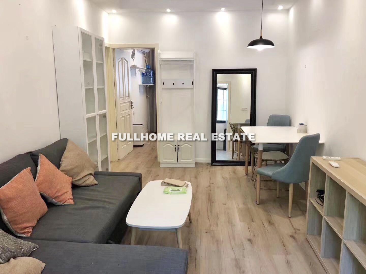 Lane 1-500 Wukang Road Old House - 1 bedroom apartment in Shanghai, Downtown, Downtown