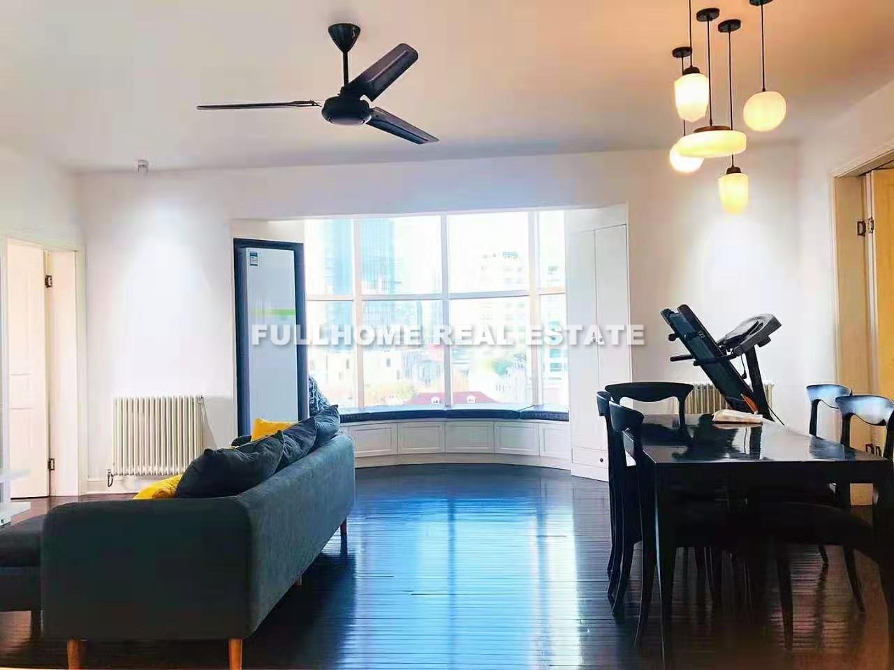 Royal Garden - 3 bedroom apartment in Shanghai, Jing An, Downtown