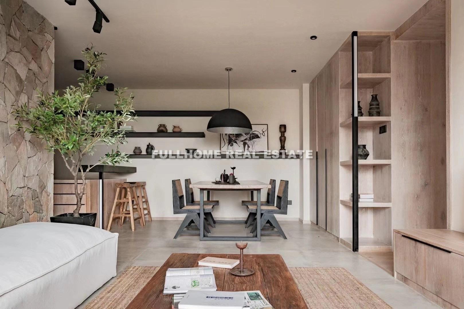 Yan Dang Building - 3 bedroom apartment in Shanghai, FFC, Downtown