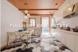 Lane 501-1000 Middle Huaihai Road Old House - 2 bedroom apartment in Shanghai, Downtown, Downtown
