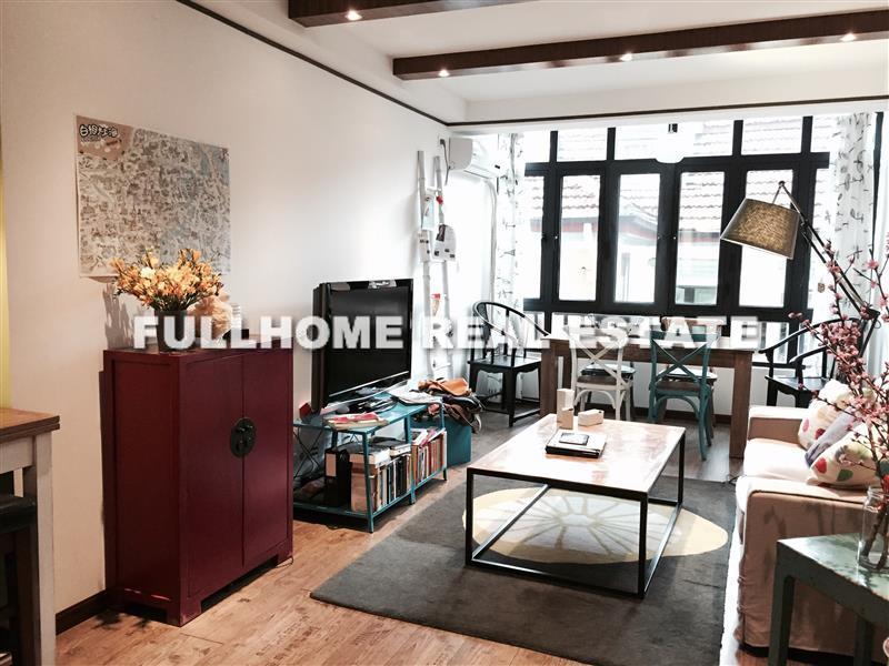 Lane 1001-1500 Middle Huaihai Road Old House - 1 bedroom apartment in Shanghai, Downtown, Downtown