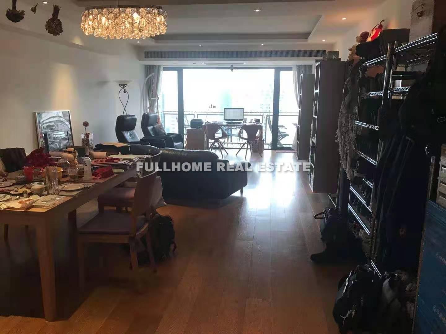 Casa Lakeville - 3 bedroom apartment in Shanghai, Xintiandi, Downtown