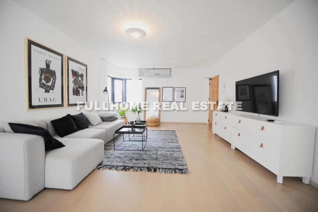 Shanghai Grand Plaza - 3 bedroom apartment in Shanghai, FFC, Downtown
