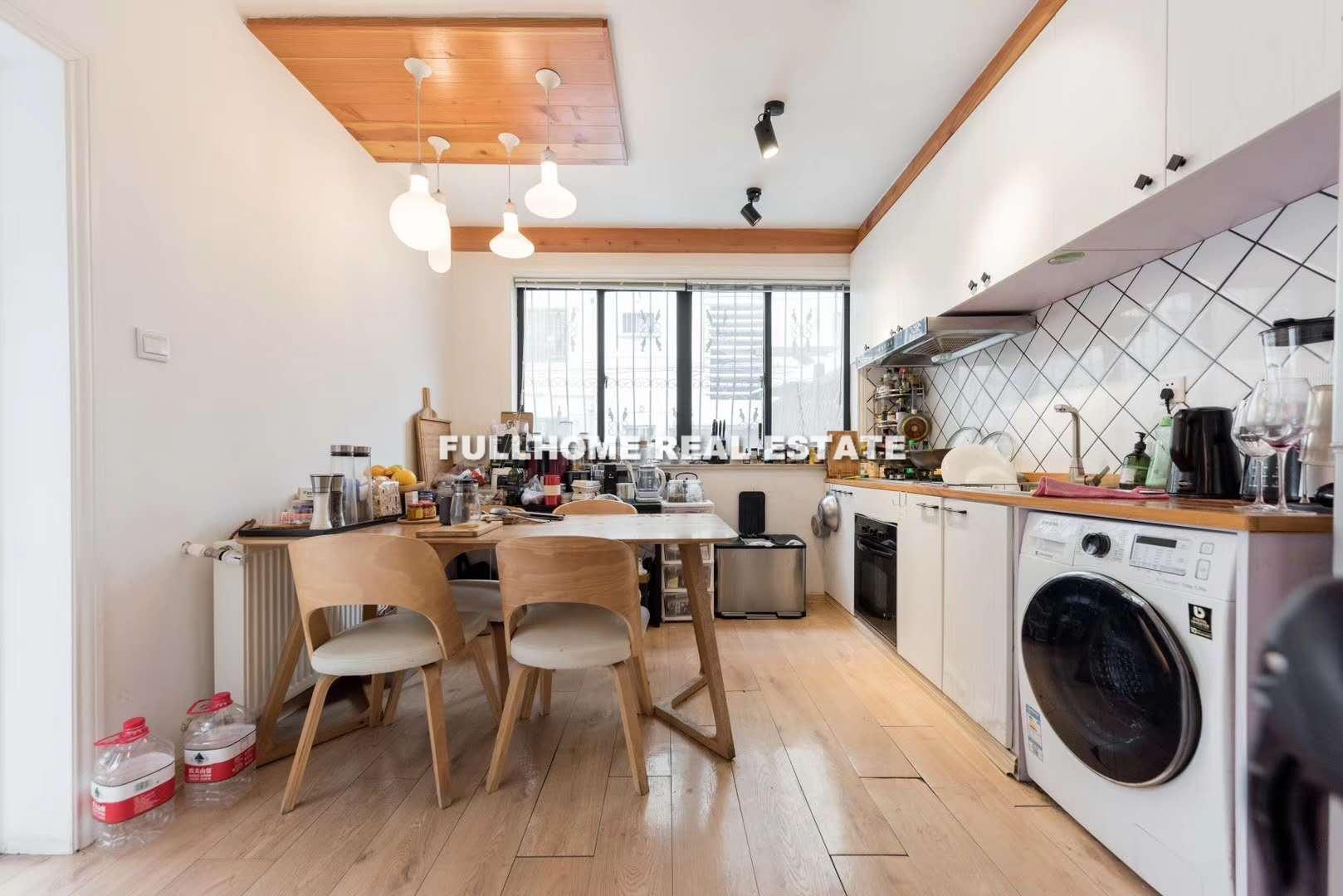Lane 1001-1500 Middle Huaihai Road Old House - Interior view 6, Shanghai rental property