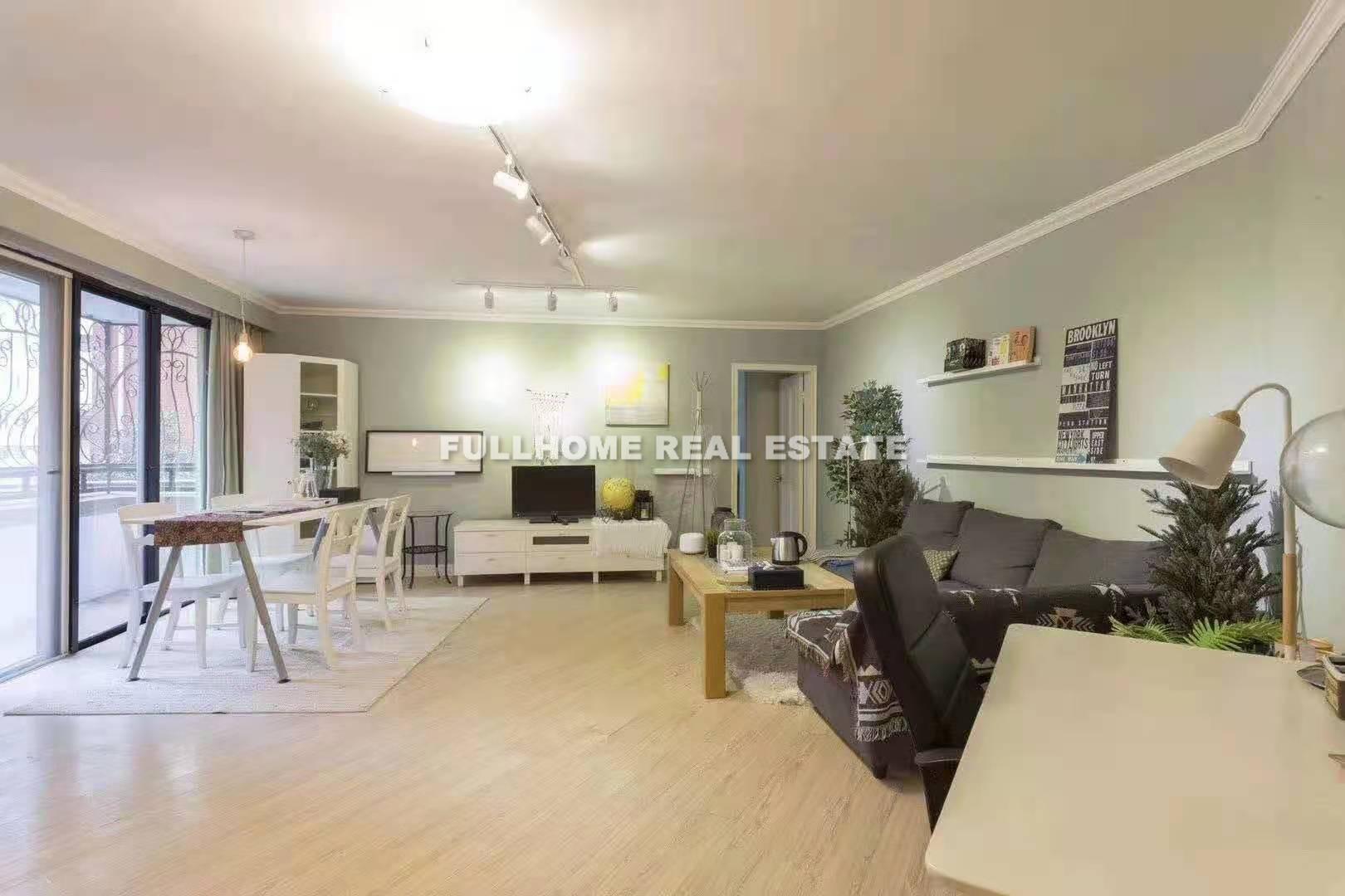 Wutong Garden - 1 bedroom apartment in Shanghai, Xujiahui, Downtown